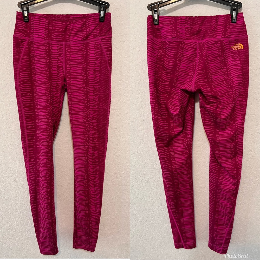 The North Face printed leggings in XS